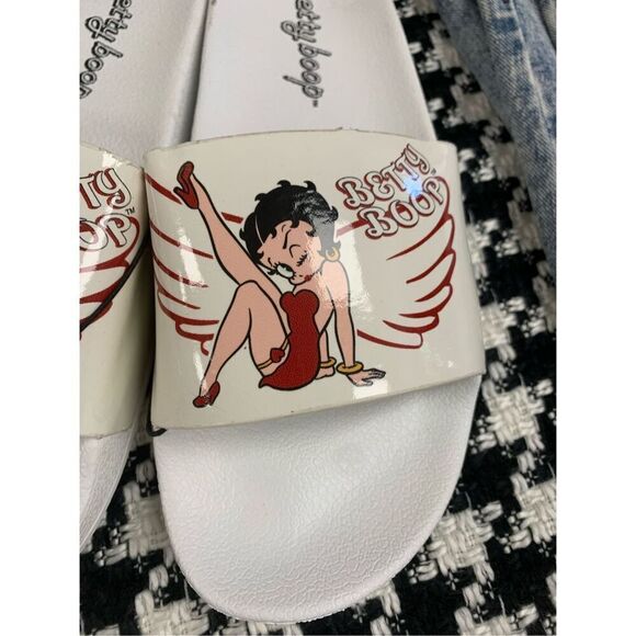 Iridescent Pink Betty Boop Slides - Picture 2 of 5